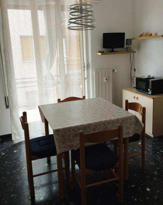 Loano Mare Apartment ภายนอก รูปภาพ